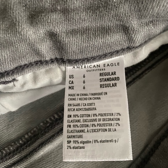 American Eagle ripped jeans - Picture 5 of 5